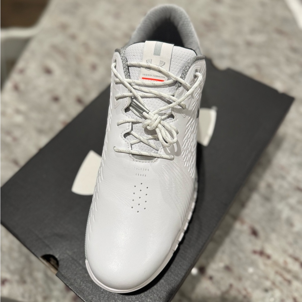Under Armour HOVR Show SL